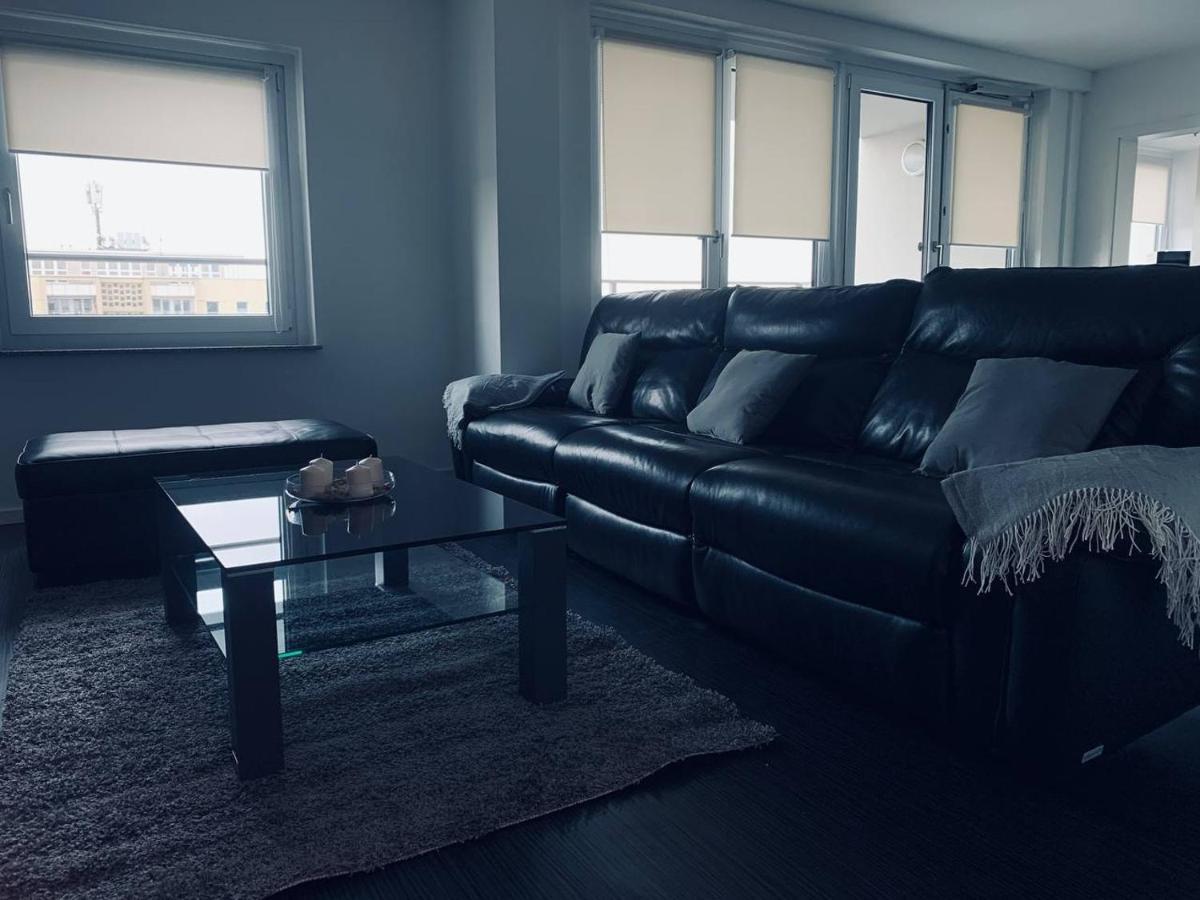 Apartment Mit Penthouse Charakter In Drážďany Exteriér fotografie